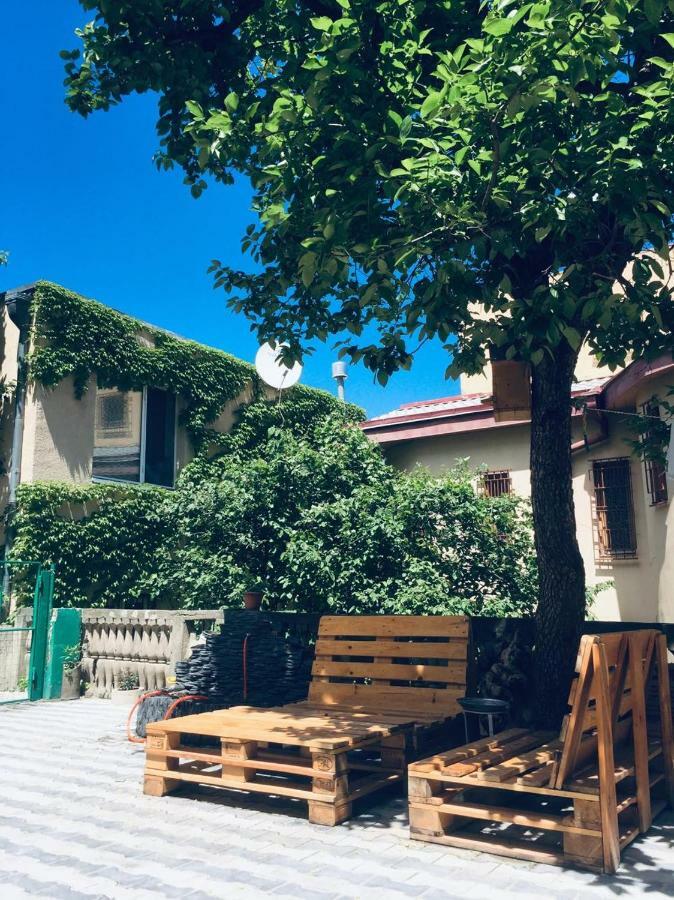 Birdhouse Rooms Tbilisi Exterior photo